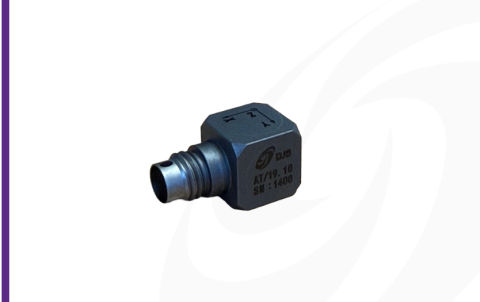 AT/19 accelerometer