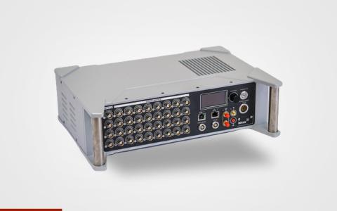 PlantProtech Protor Mobile vibration monitoring unit, showing its front panel of input connectors and display.