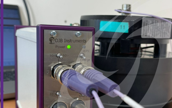 CV3-CV Charge/Voltage Signal Conditioning Unit