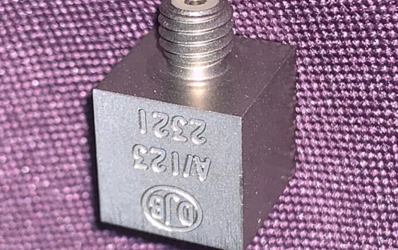 An A/123/BT accelerometer