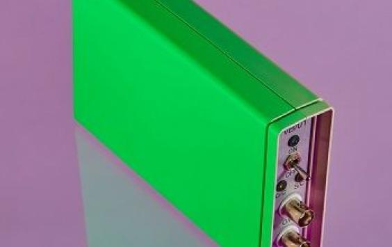 A green rectangular