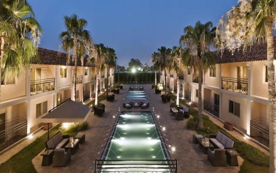 External evening view of the Holiday Inn Hotel, Al Khobar, Saudi Arabia
